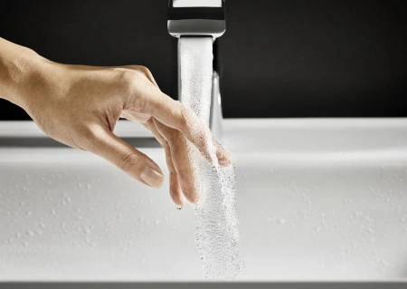 Фото смеситель для раковины hansgrohe vivenis 75020000