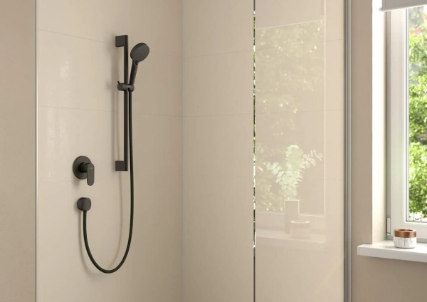 Фото смеситель для душа hansgrohe vernis blend 71649670