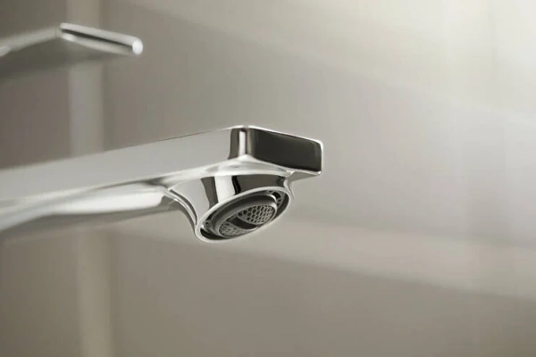 Фото смеситель для раковины hansgrohe rebris e 72557000