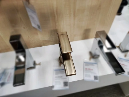 Фото смеситель для раковины hansgrohe metropol 32507140