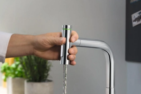 Фото смеситель для кухонной мойки hansgrohe metris select 73818340