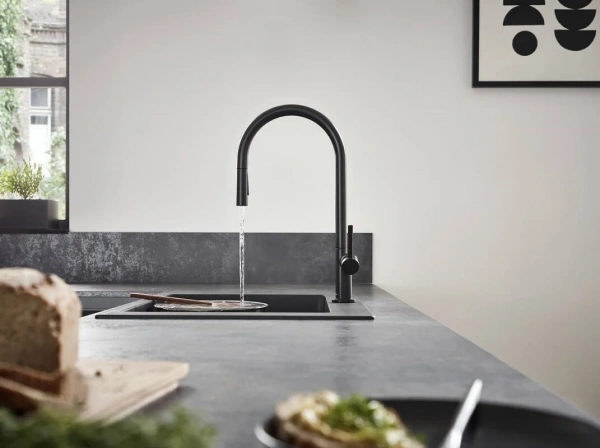 Фото смеситель для кухонной мойки hansgrohe talis 72801670