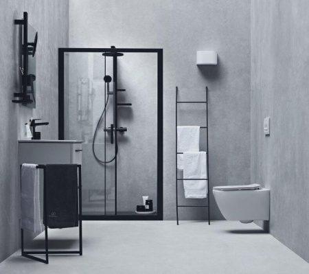 Фото душевая стойка ideal standard alu+ bd583xg термостатическая, цвет черный матовый