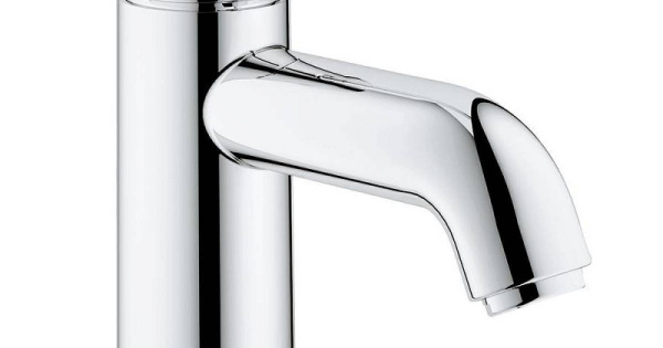 Фото смеситель для раковины grohe bauclassic 23162000