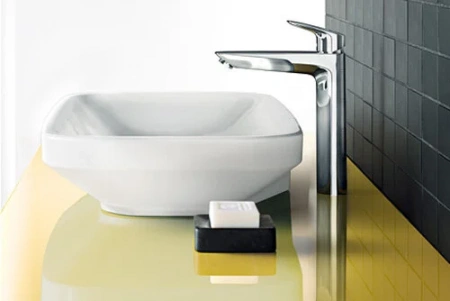 Фото смеситель для раковины hansgrohe logis 71090000_vstv