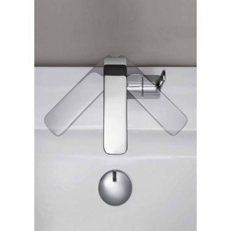 Фото смеситель для раковины grohe lineare 23296001