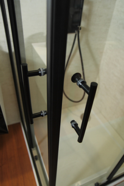 Фото душевое ограждение cezares eco-o-r-2-90-c-nero 90x90 см