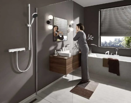 Фото смеситель на борт ванны hansgrohe vivenis 75444700