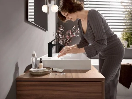 Фото смеситель для раковины hansgrohe vivenis 75020670